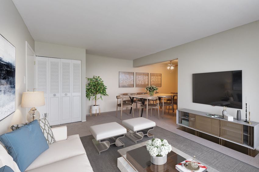 Stephenson House Apartments, 27700 Stephenson Highway, Madison Heights